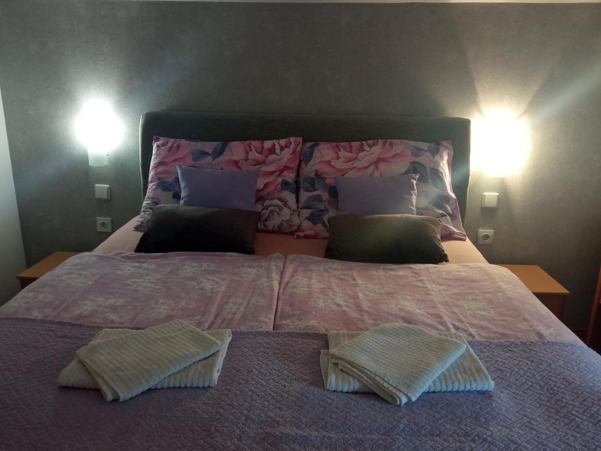 Apartman Vidovic Apartment Korenica Exterior photo