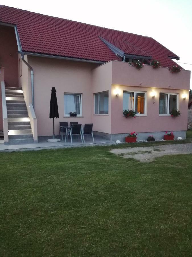 Apartman Vidovic Apartment Korenica Exterior photo